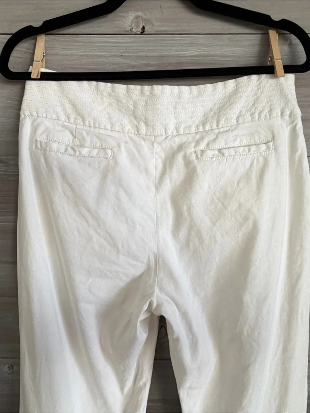 Banana Republic Women’s White Linen Pants fully lined